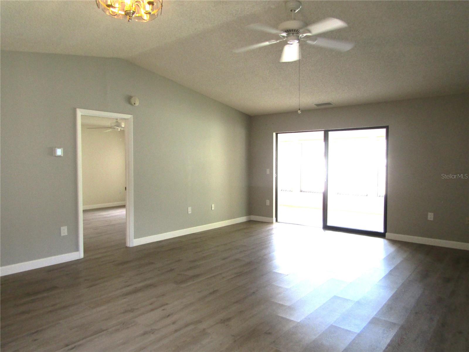 VILLAGE OAKS SEC B - Residential