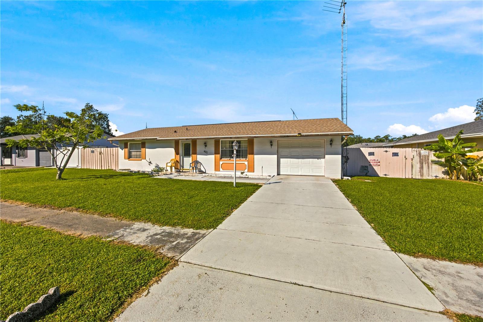 402 MARION OAKS DRIVE