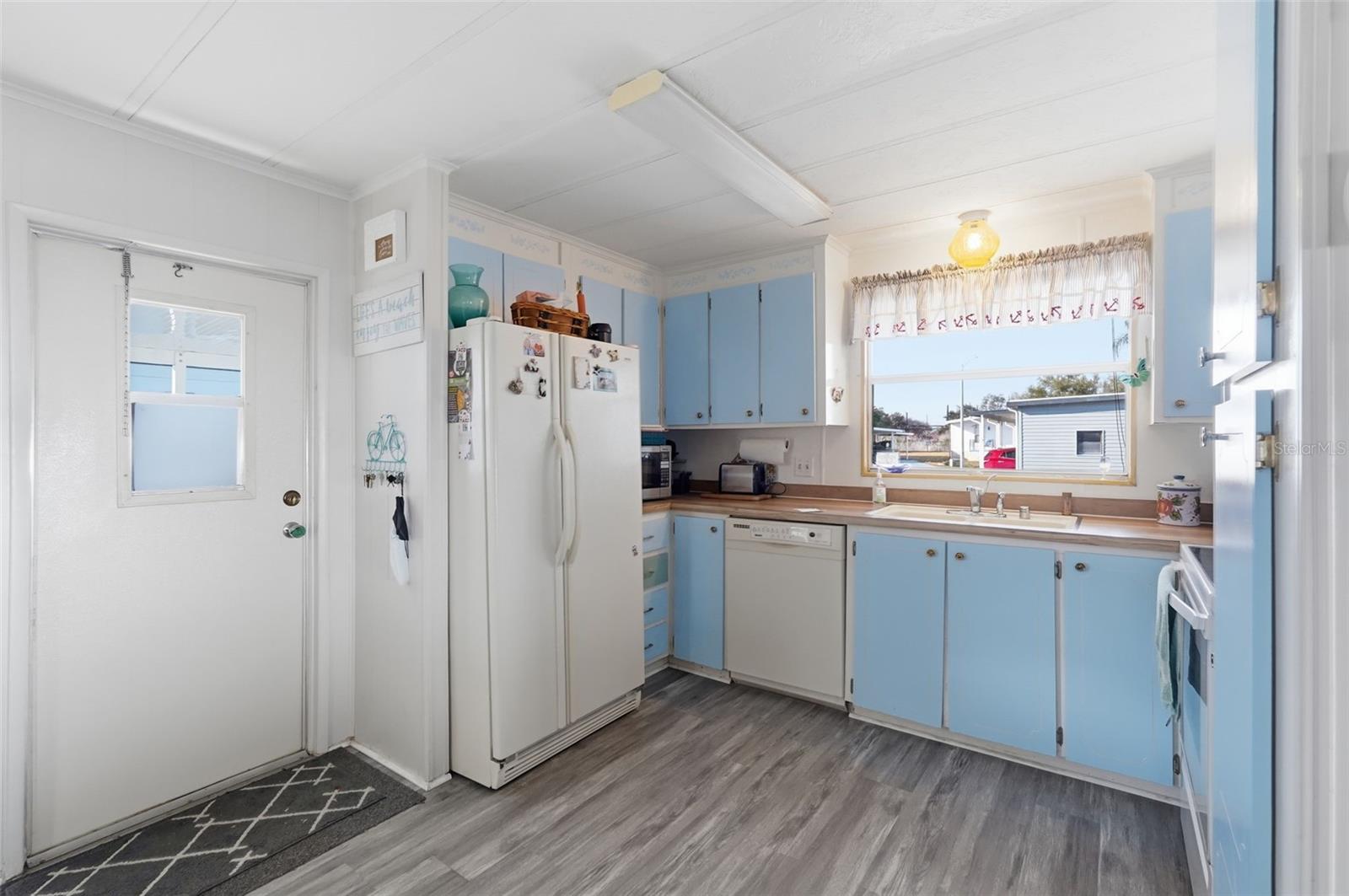 GOLDEN GATE MOBILE HOME PARK UNREC - Residential