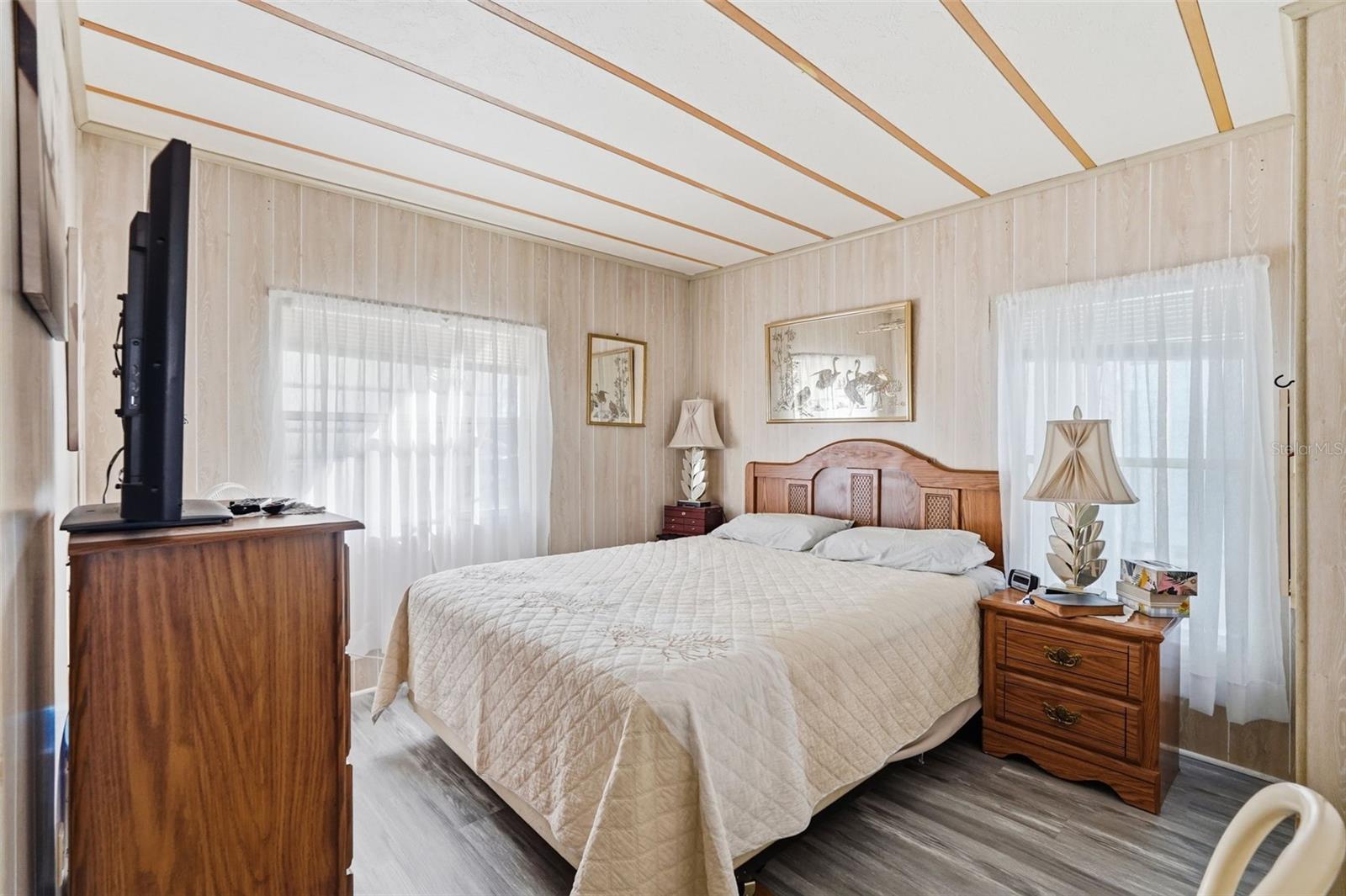 GOLDEN GATE MOBILE HOME PARK UNREC - Residential