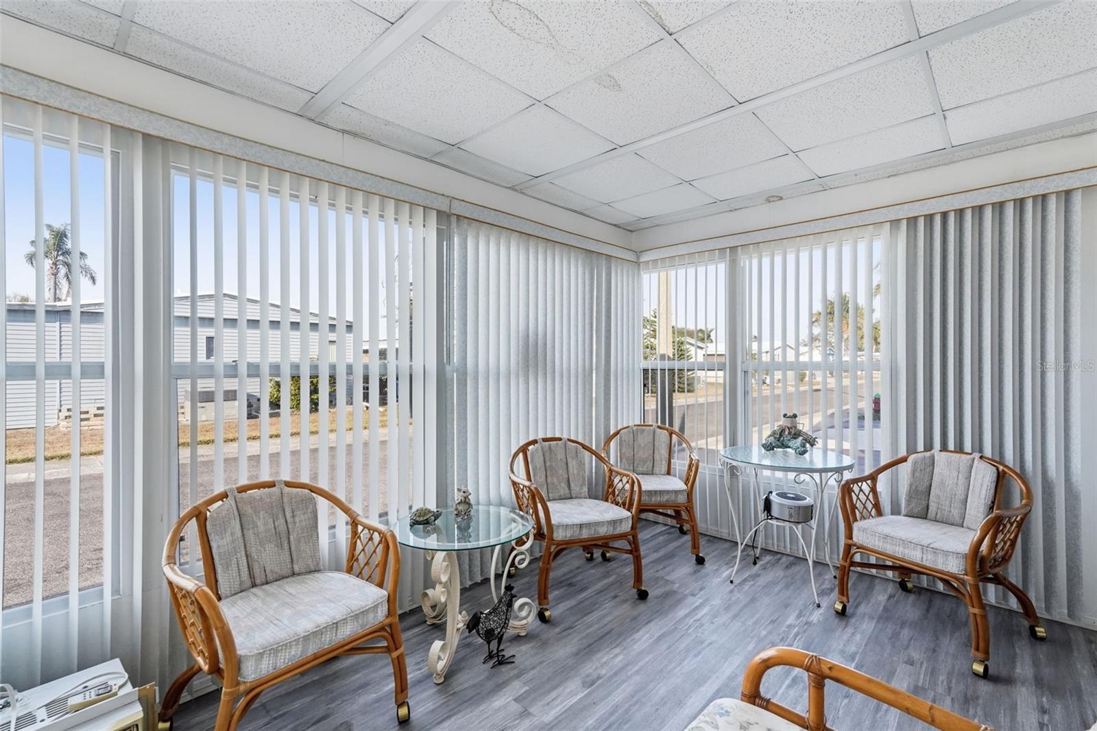 GOLDEN GATE MOBILE HOME PARK UNREC - Residential