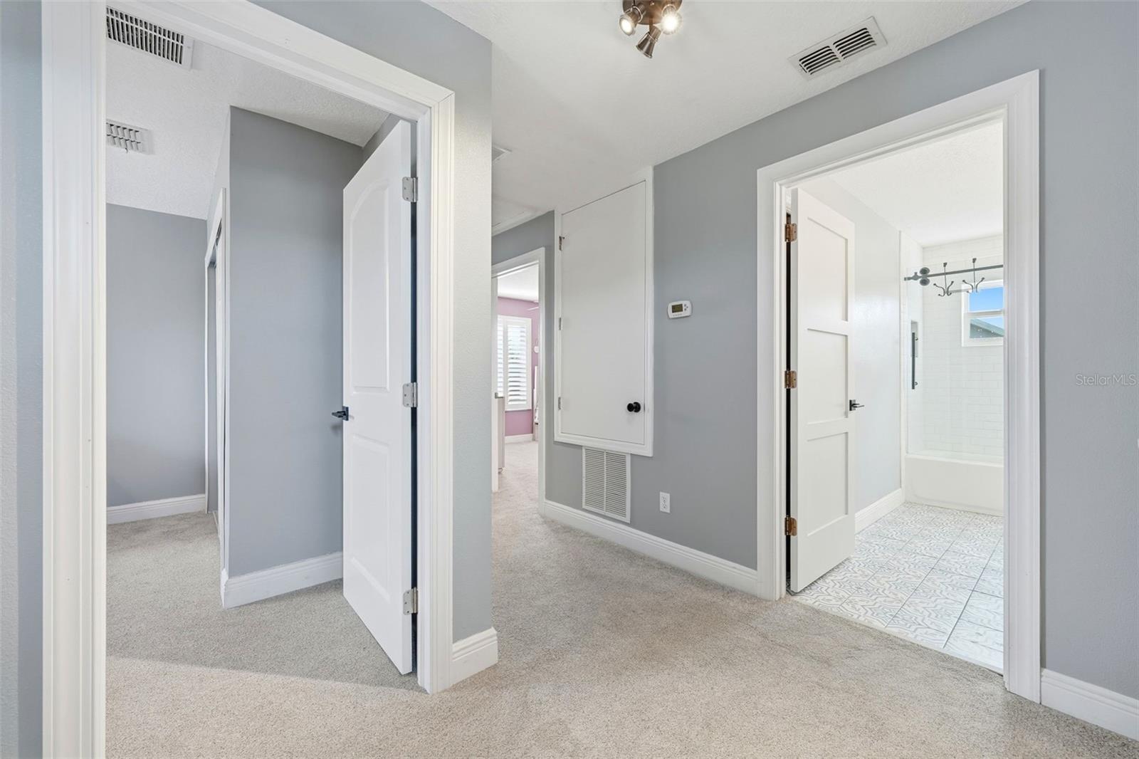 AVALON PARK SOUTH PH 01 - Residential