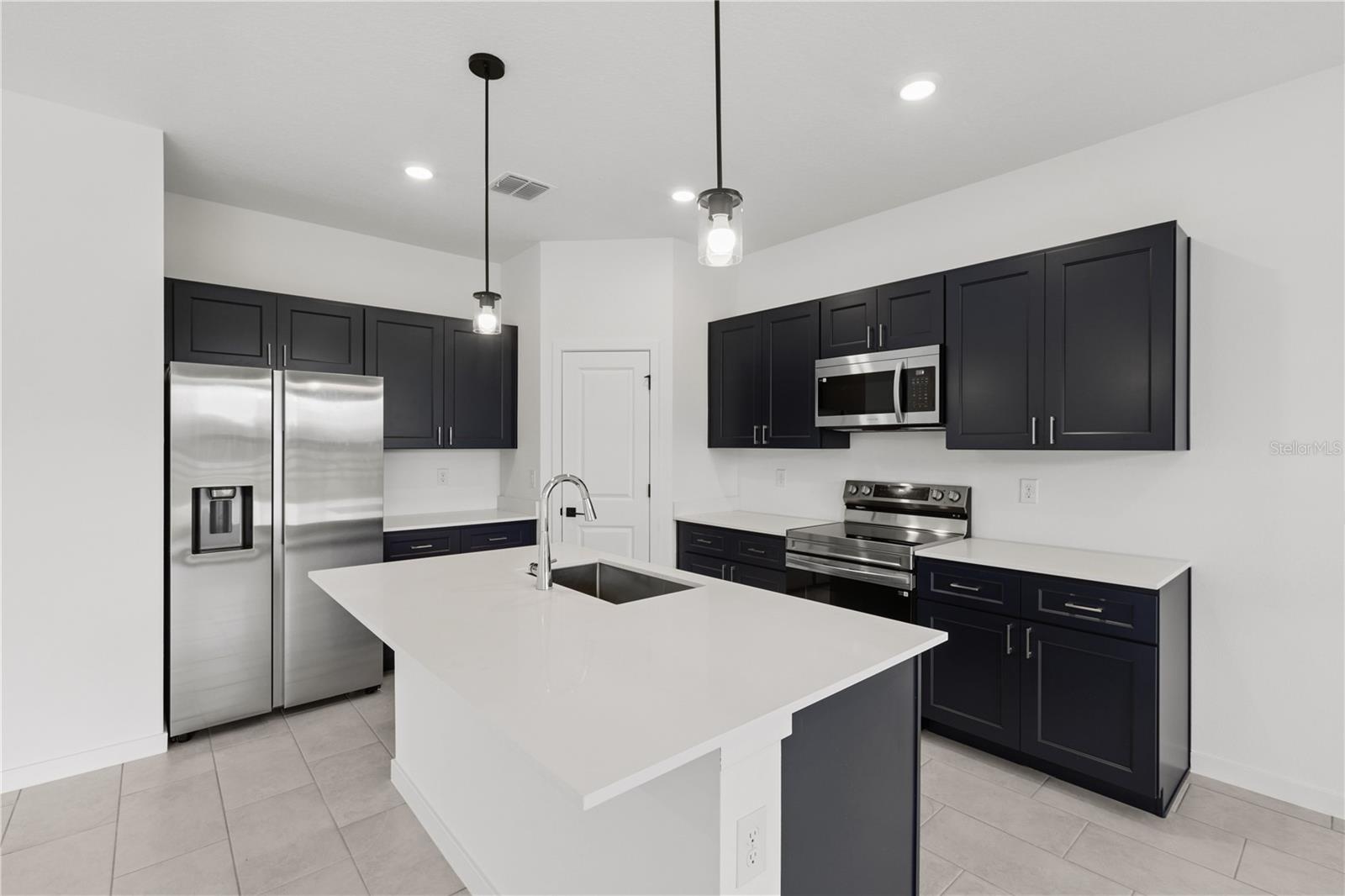4521 NW 37TH STREET ROAD