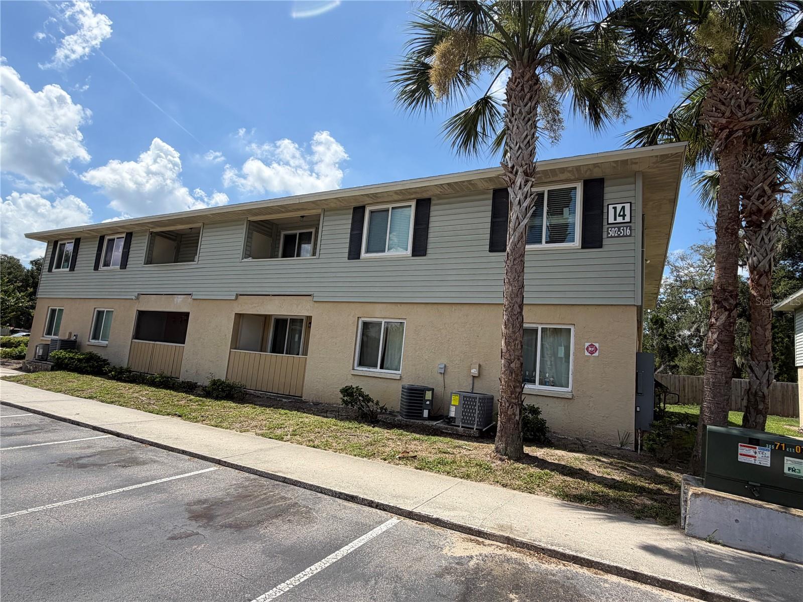 502 GOLDEN RAINTREE PLACE