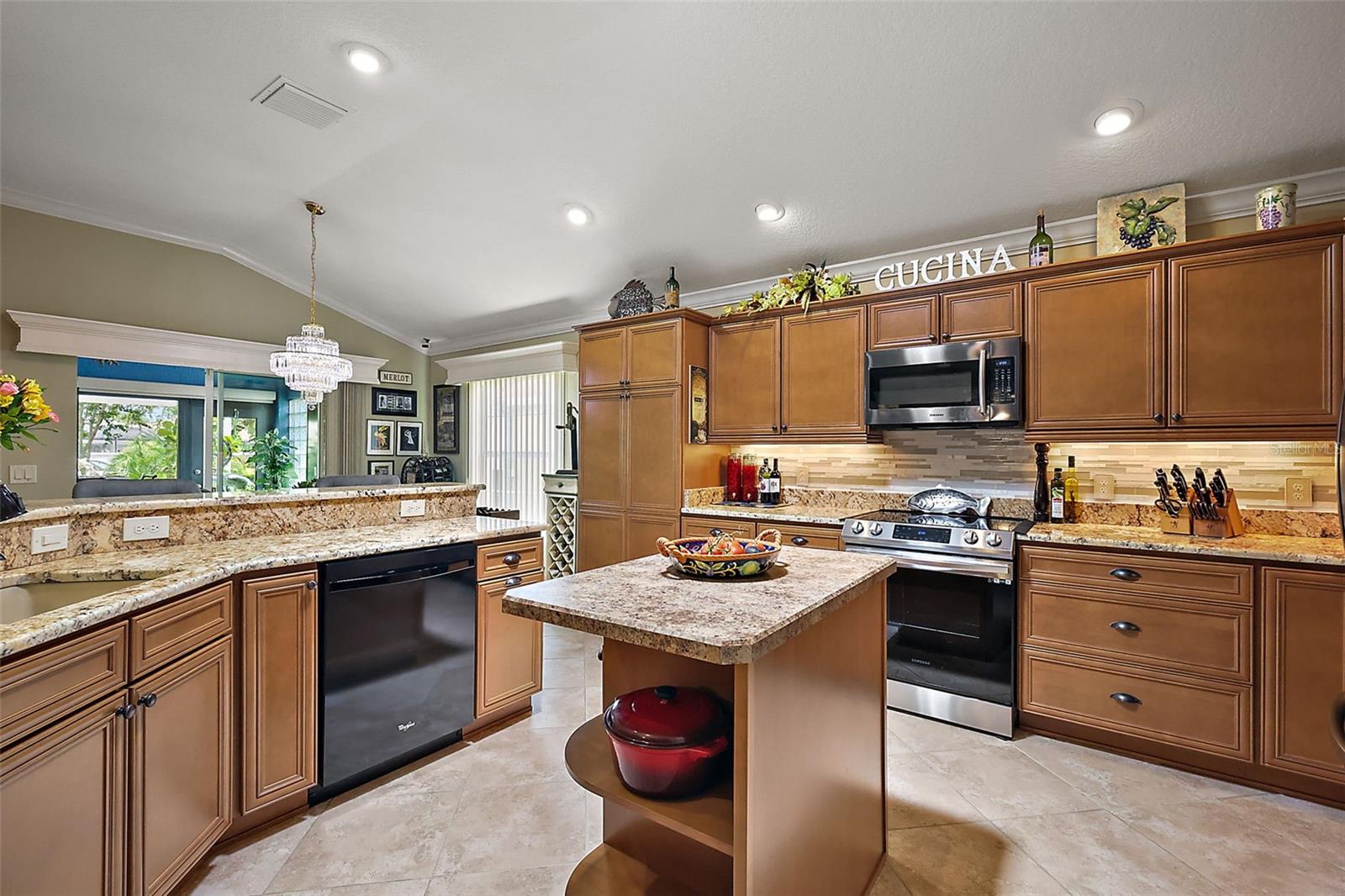 577 BEVILLE PLACE