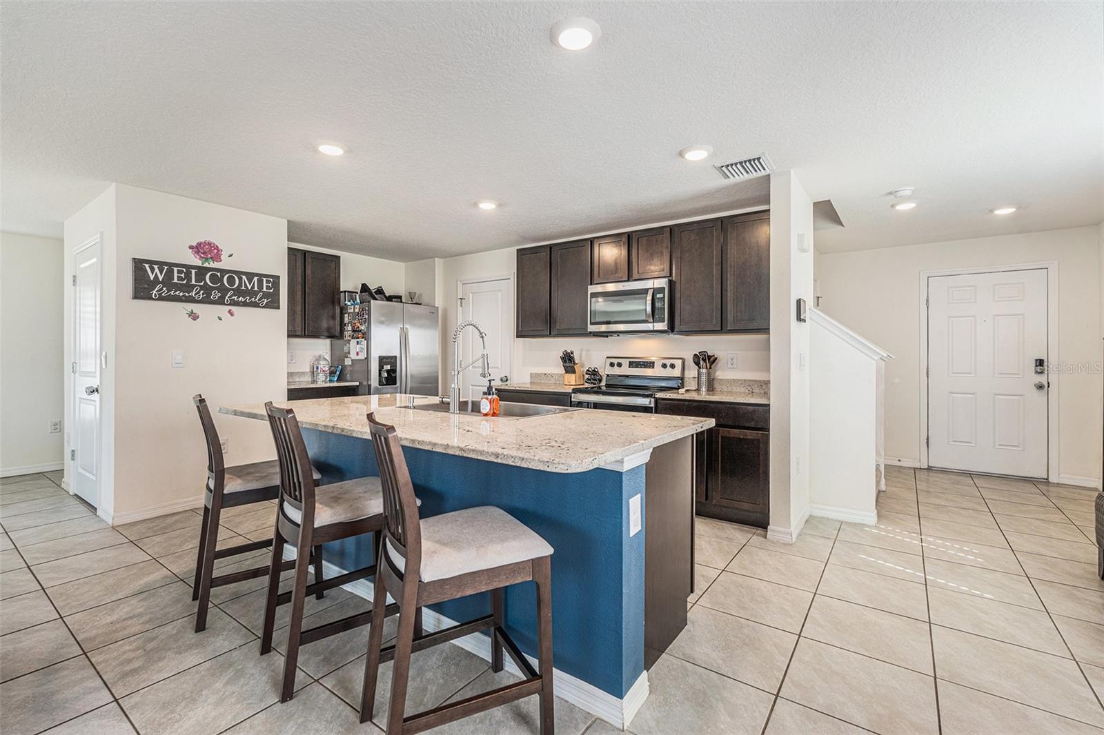 SUWANNEE LAKESIDE - Residential