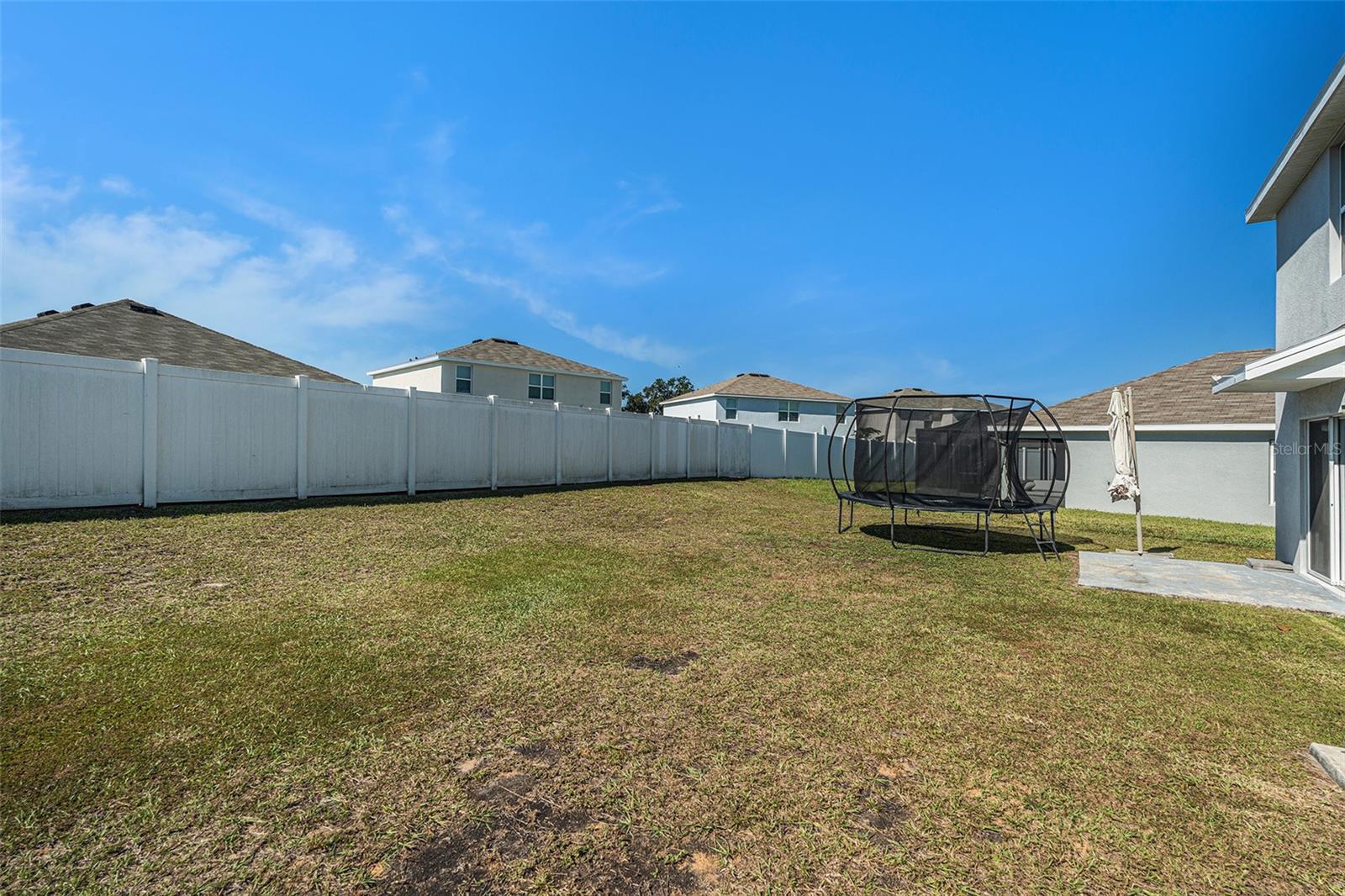 SUWANNEE LAKESIDE - Residential