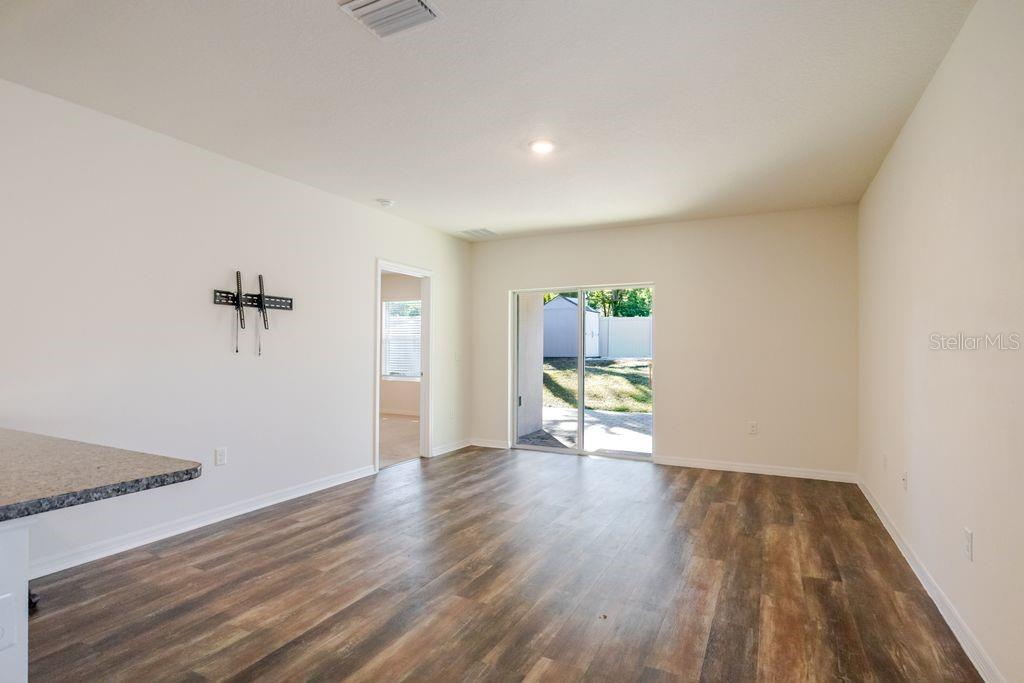 10945 TRAILING VINE DRIVE