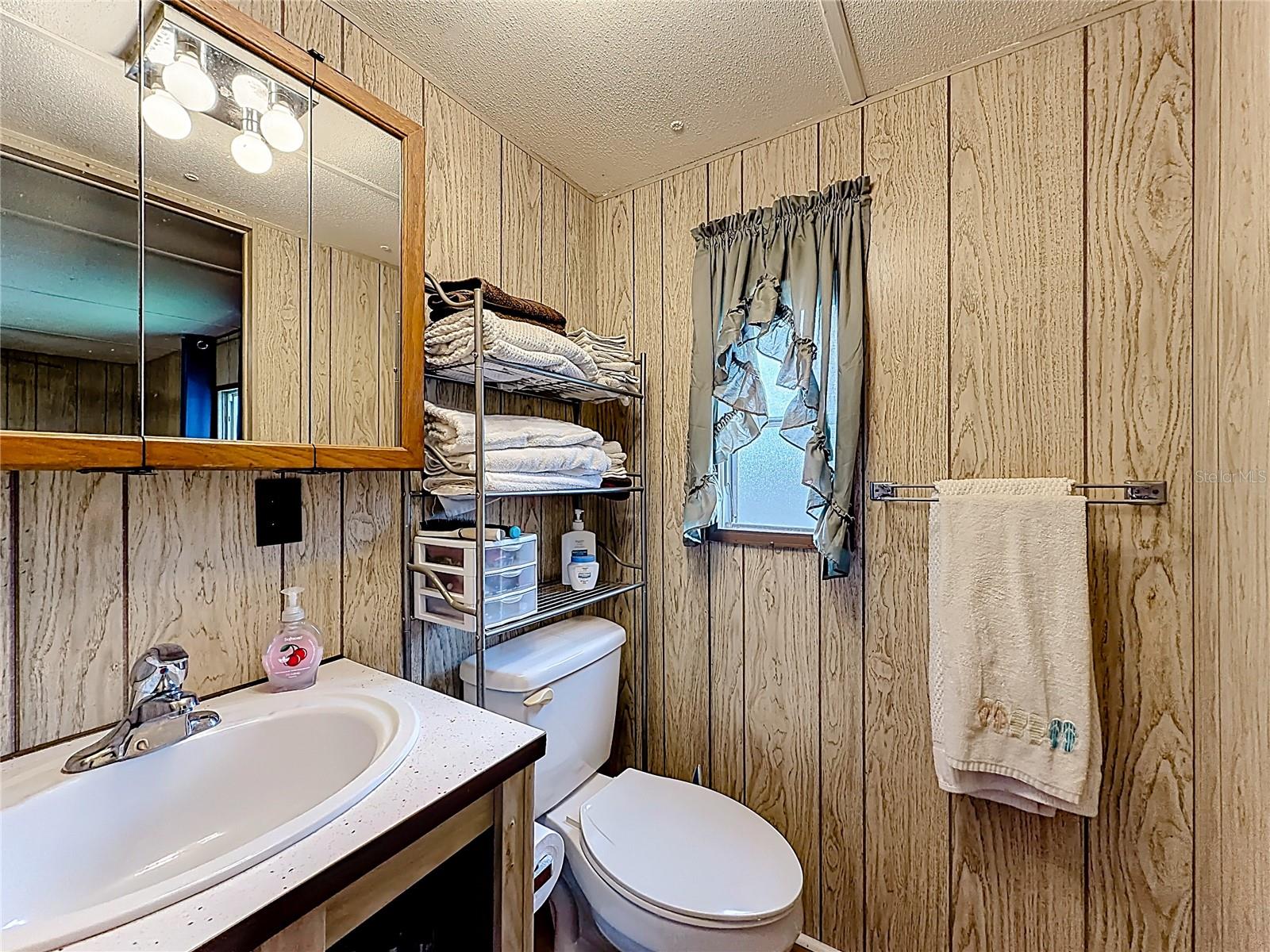 BONFIRE MOBILE HOME VILLAGE SUB - Residential