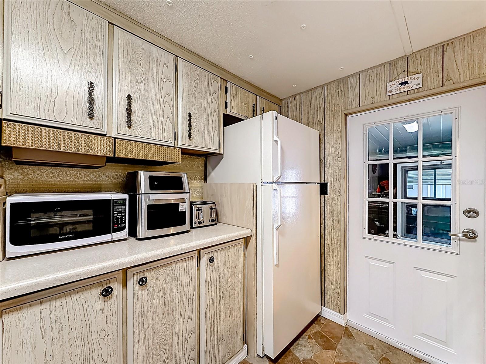 BONFIRE MOBILE HOME VILLAGE SUB - Residential