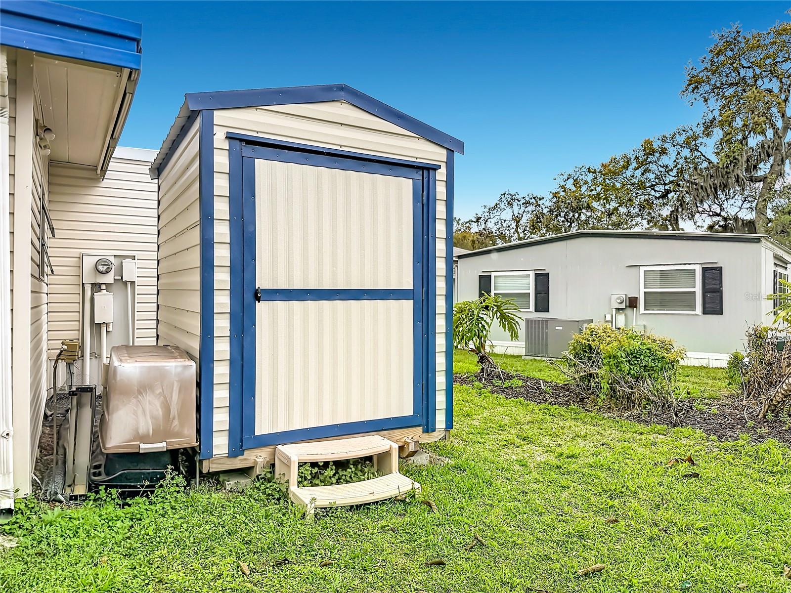 BONFIRE MOBILE HOME VILLAGE SUB - Residential