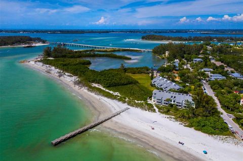 A home in LONGBOAT KEY