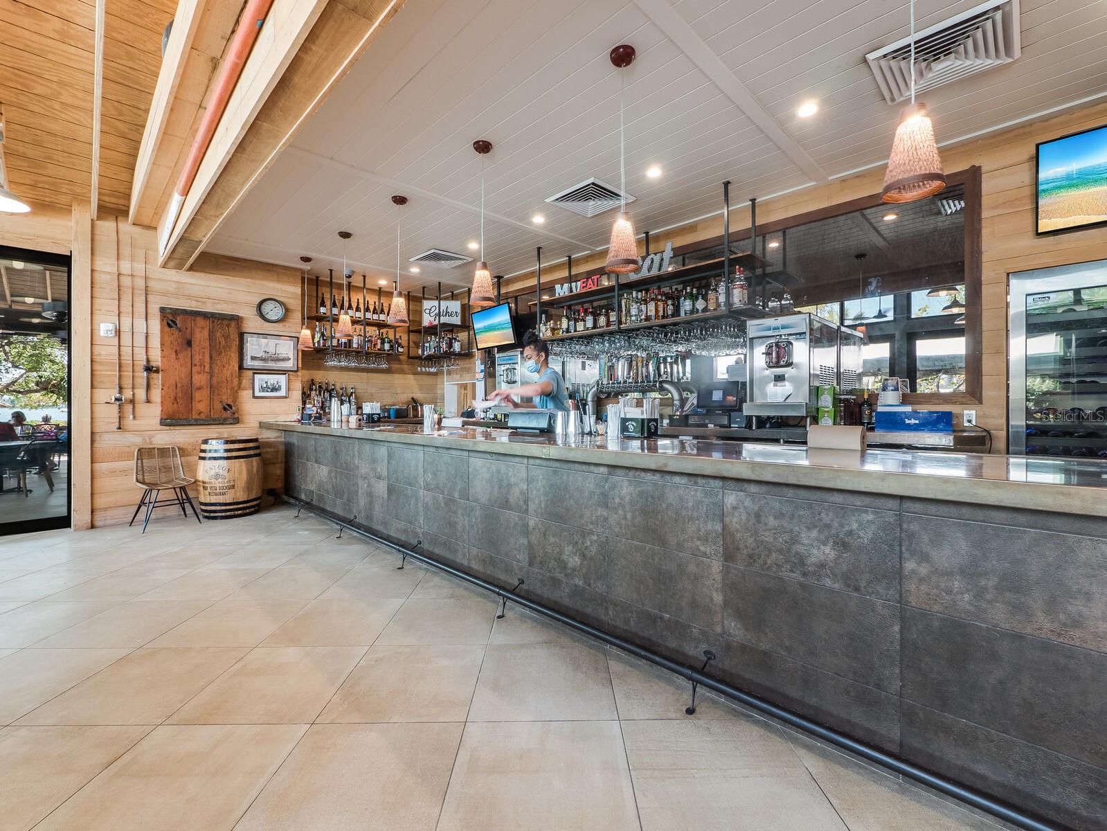 LONGBEACH ON LONGBOAT KEY - Residential