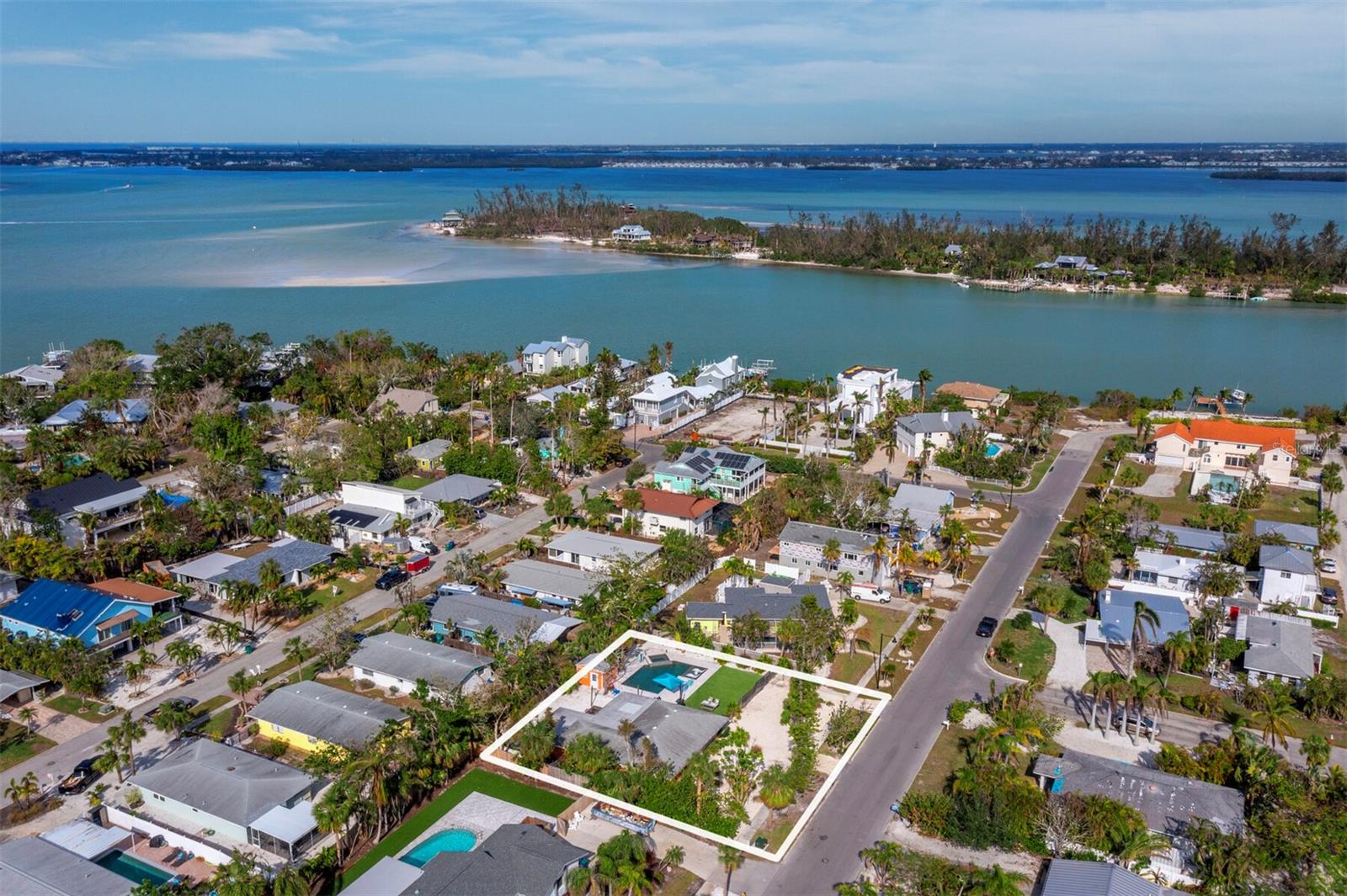 LONGBEACH ON LONGBOAT KEY - Residential