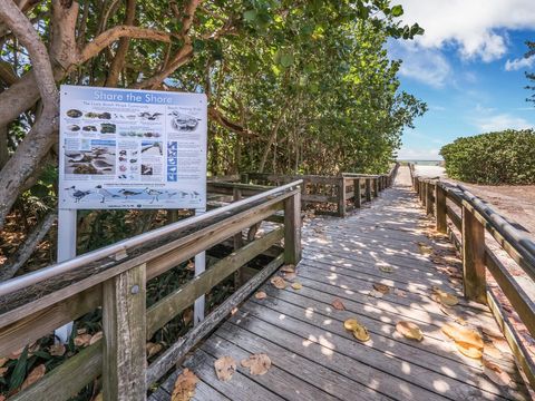 A home in LONGBOAT KEY