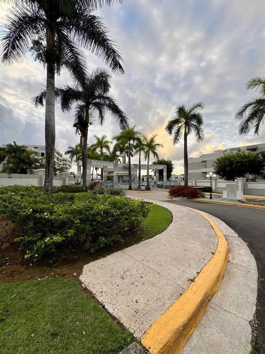 PORTALES DE PARQUE ESCORIAL - Residential