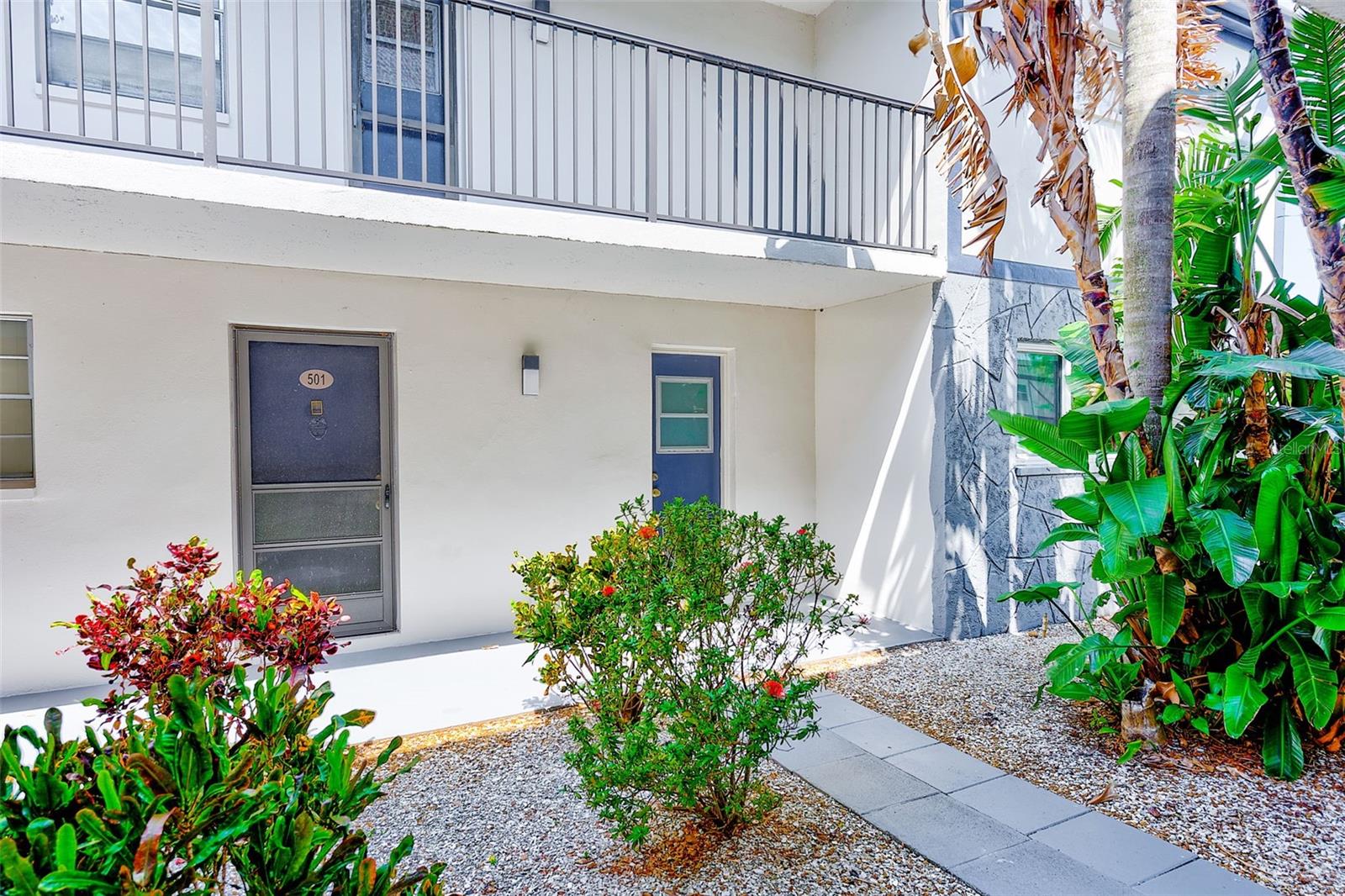 1137 KING ARTHUR COURT 501