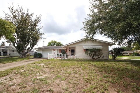 Photo of 10638 Oak Hill Drive, Port Richey, FL 34668 (MLS # W7881252)