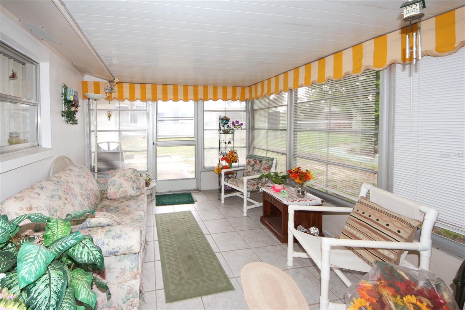 JASMINE LAKES - Residential