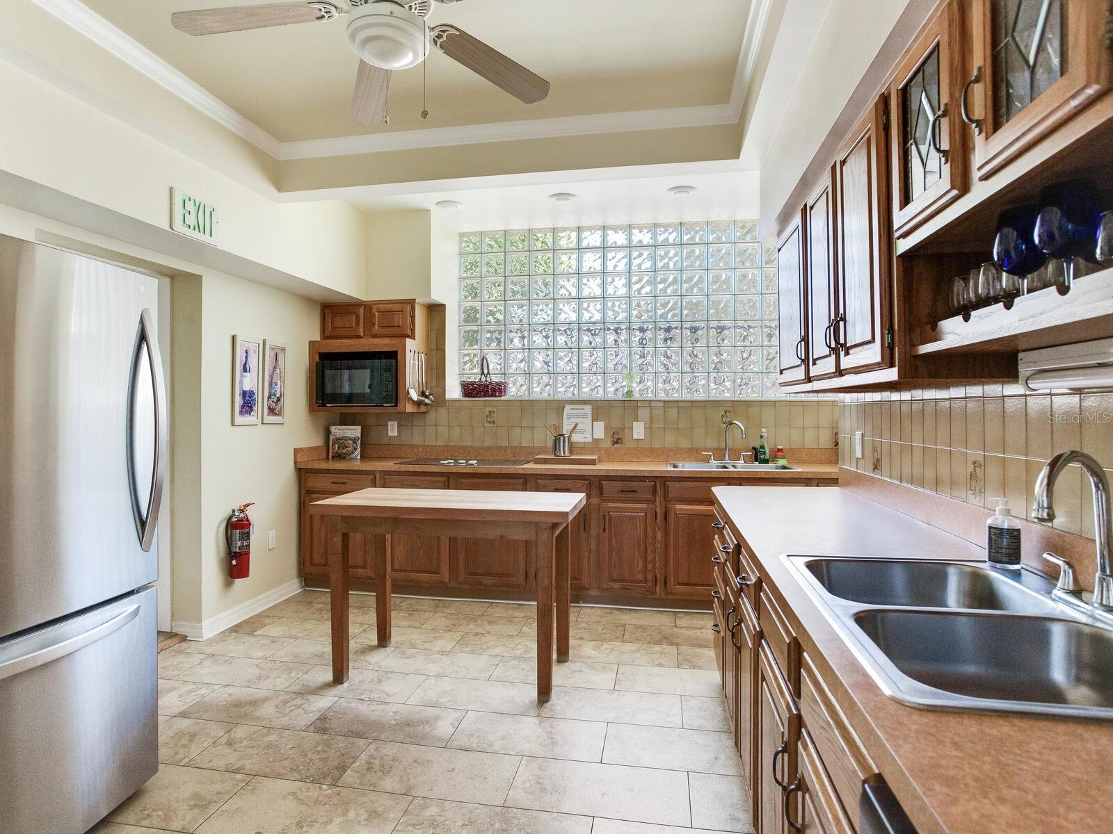 GULF FRONT LAGOON CONDO - Residential