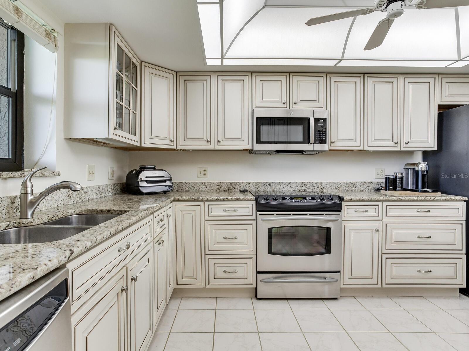 GULF FRONT LAGOON CONDO - Residential