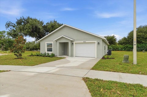 5933 Cormorant Court, Lakeland, FL 33809