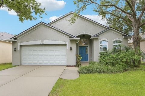 Photo of 8207 Moccasin Trail Drive, Riverview, FL 33578 (MLS # TB8420554)