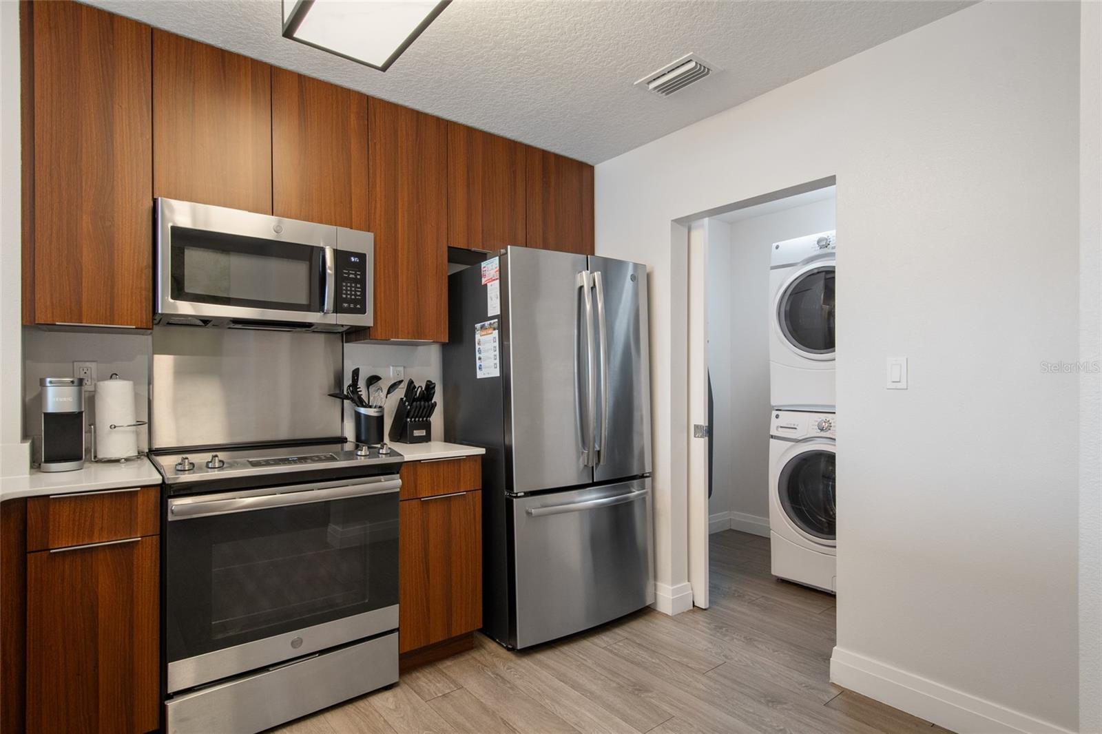 GROVE RESIDENCE & SPA HOTEL CONDO II - Residential