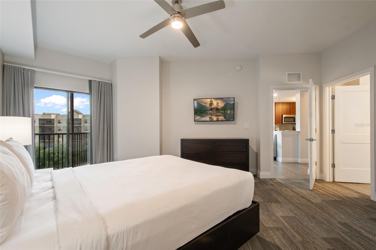 GROVE RESIDENCE & SPA HOTEL CONDO II - Residential