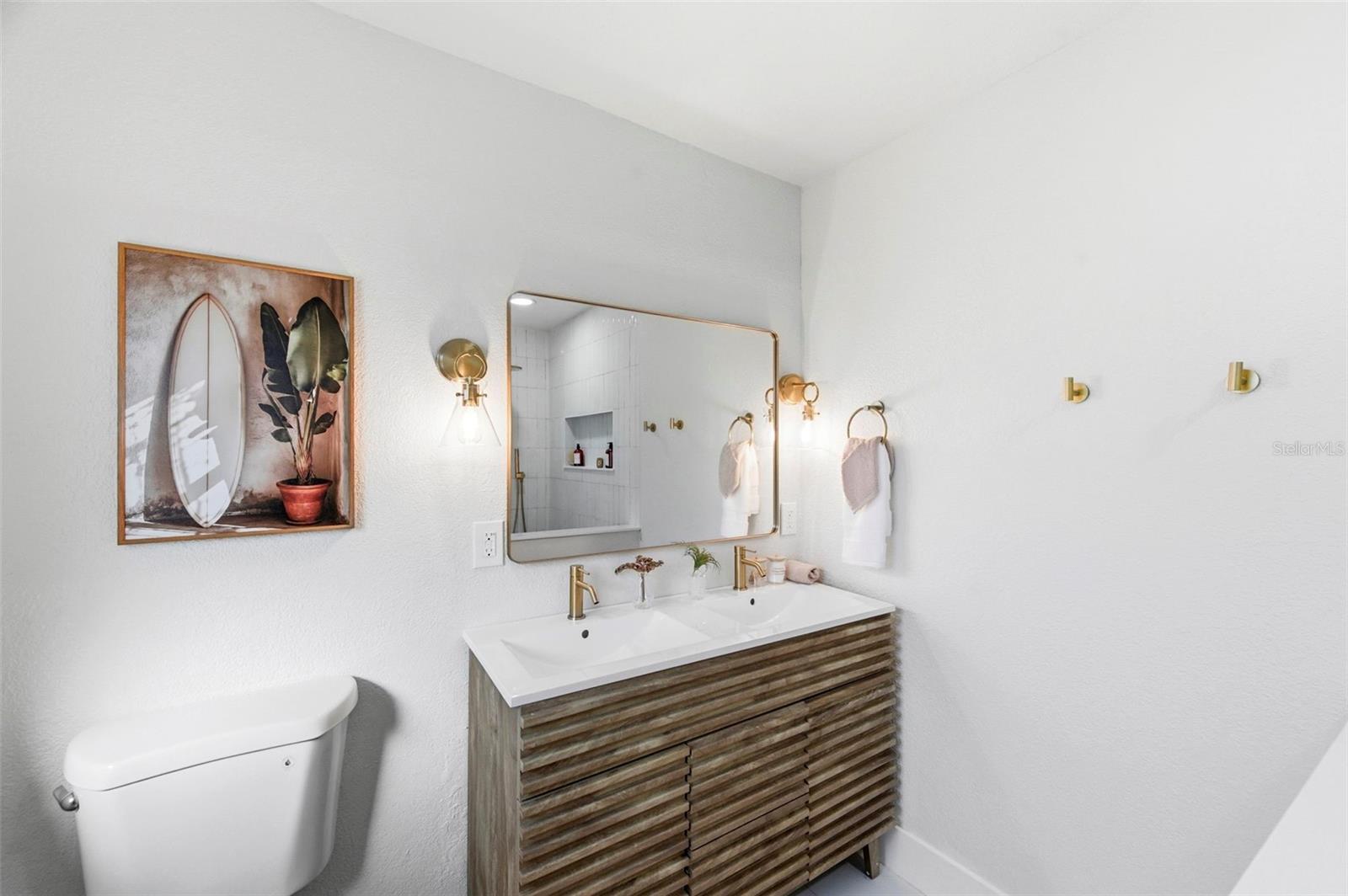 BRENTWOOD HEIGHTS 3RD ADD - Residential