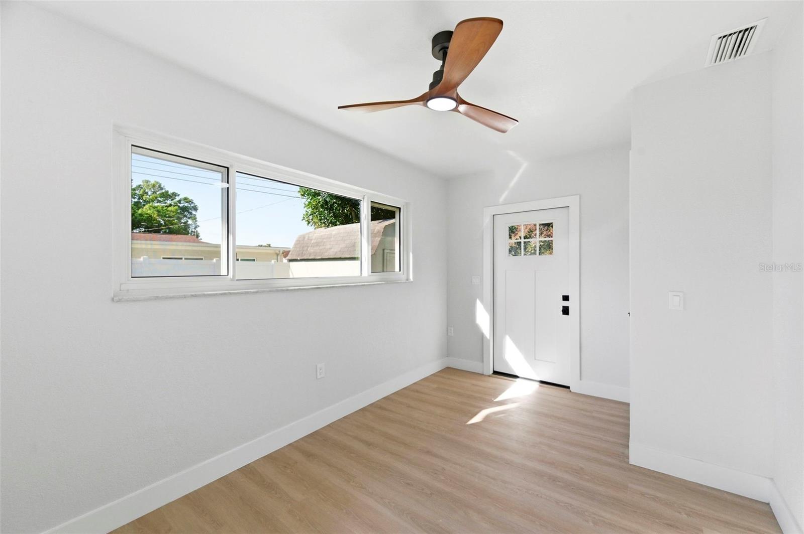 BRENTWOOD HEIGHTS 3RD ADD - Residential