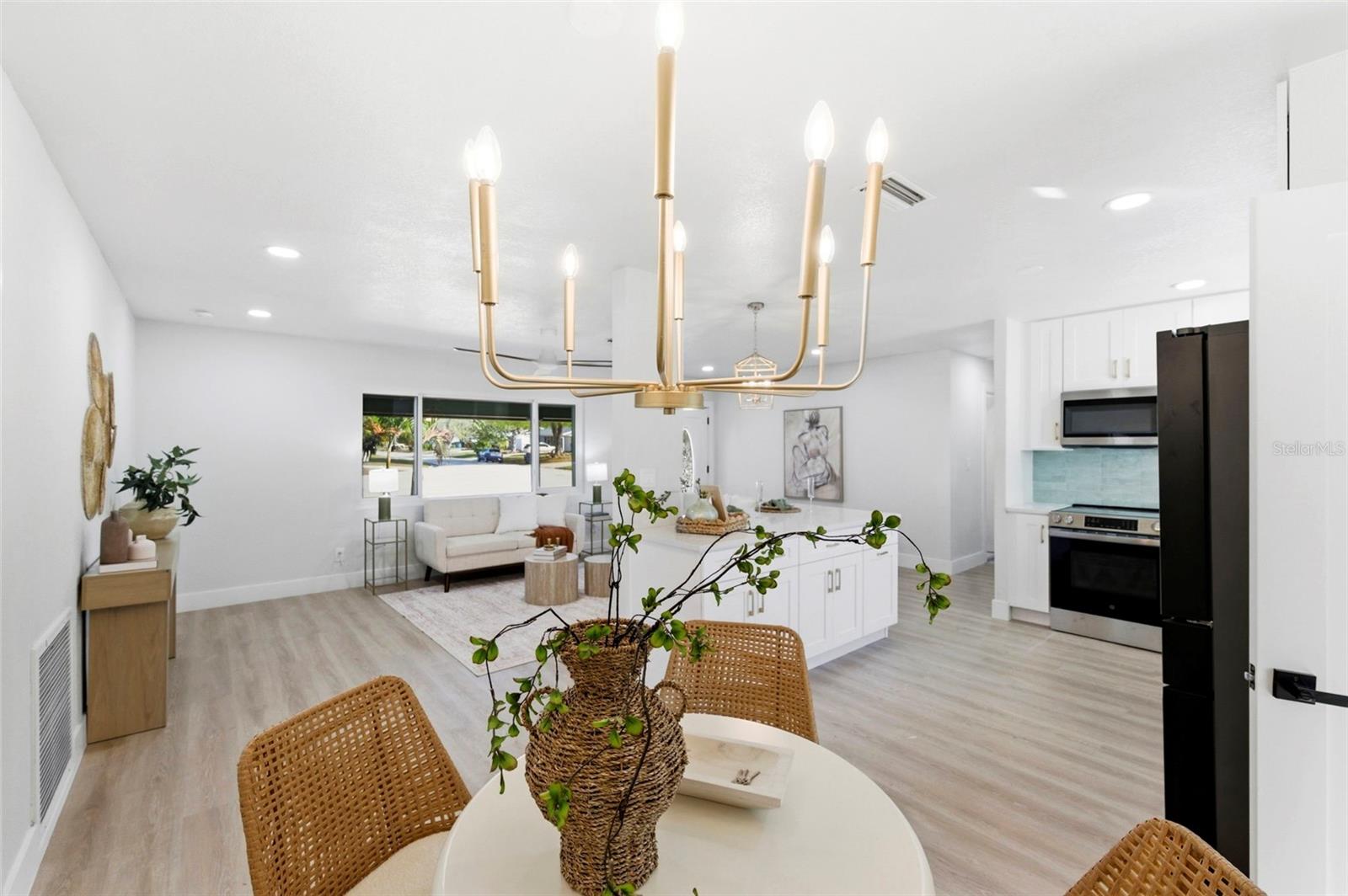 BRENTWOOD HEIGHTS 3RD ADD - Residential