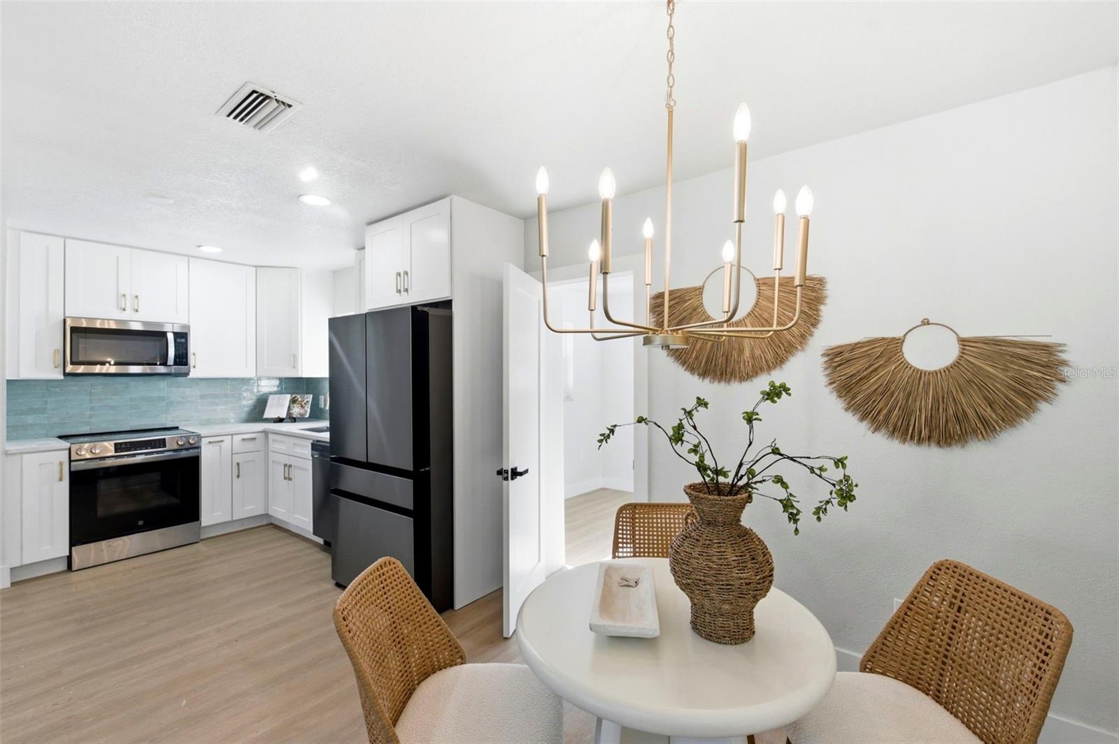 BRENTWOOD HEIGHTS 3RD ADD - Residential