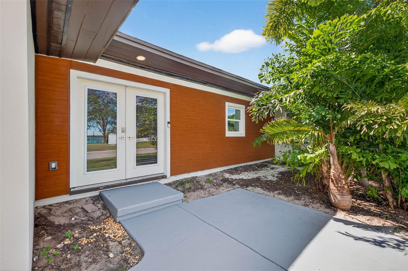 BOCA CEIGA PARK - Residential Lease