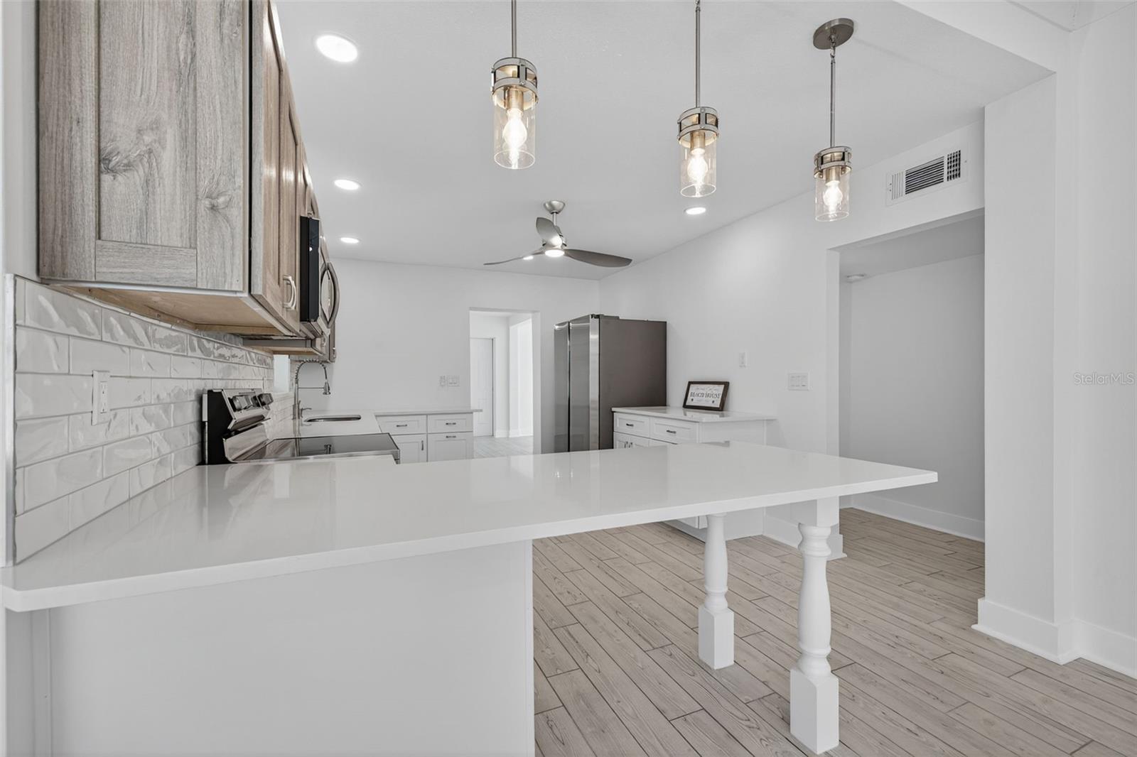 BOCA CEIGA PARK - Residential Lease