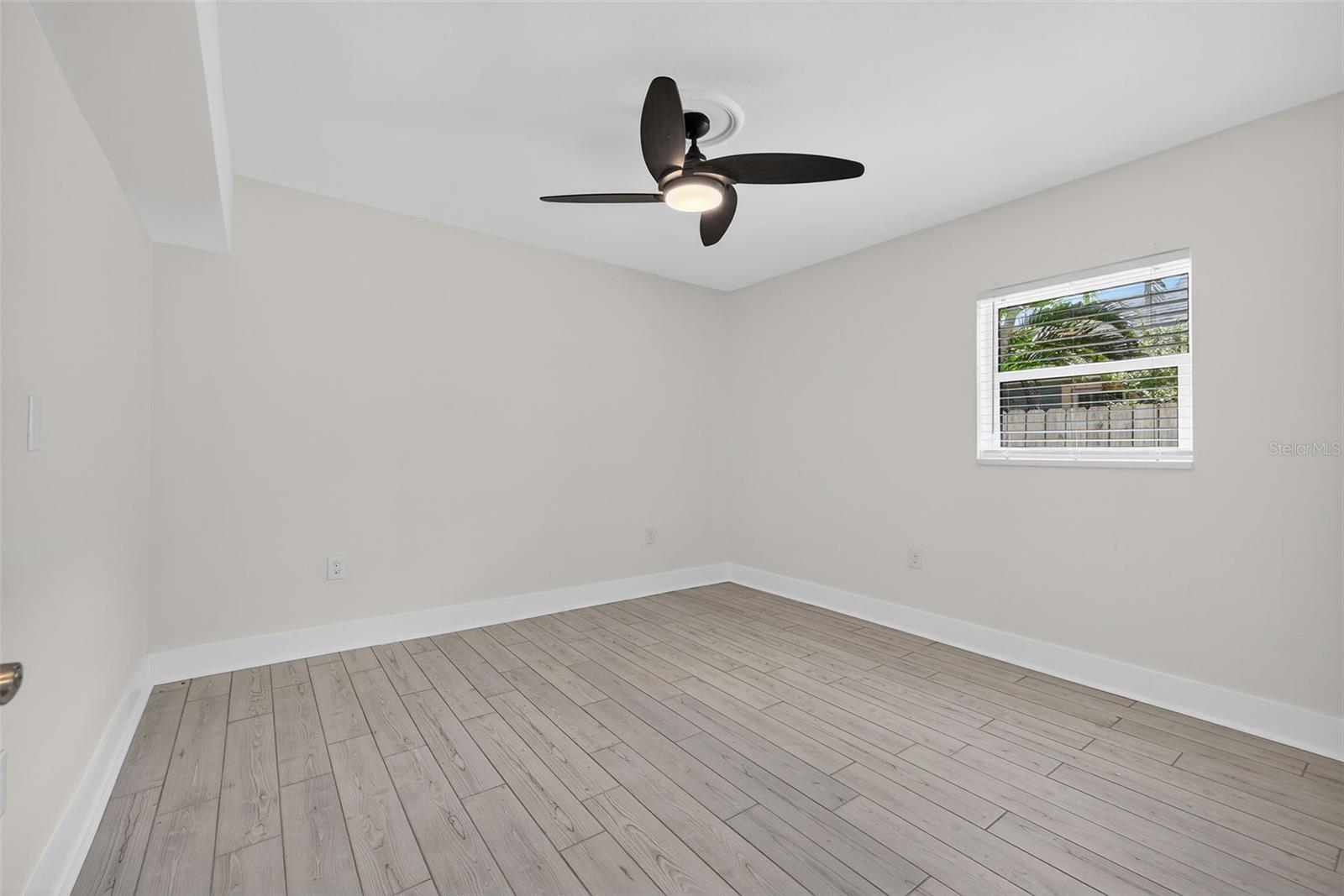 BOCA CEIGA PARK - Residential Lease