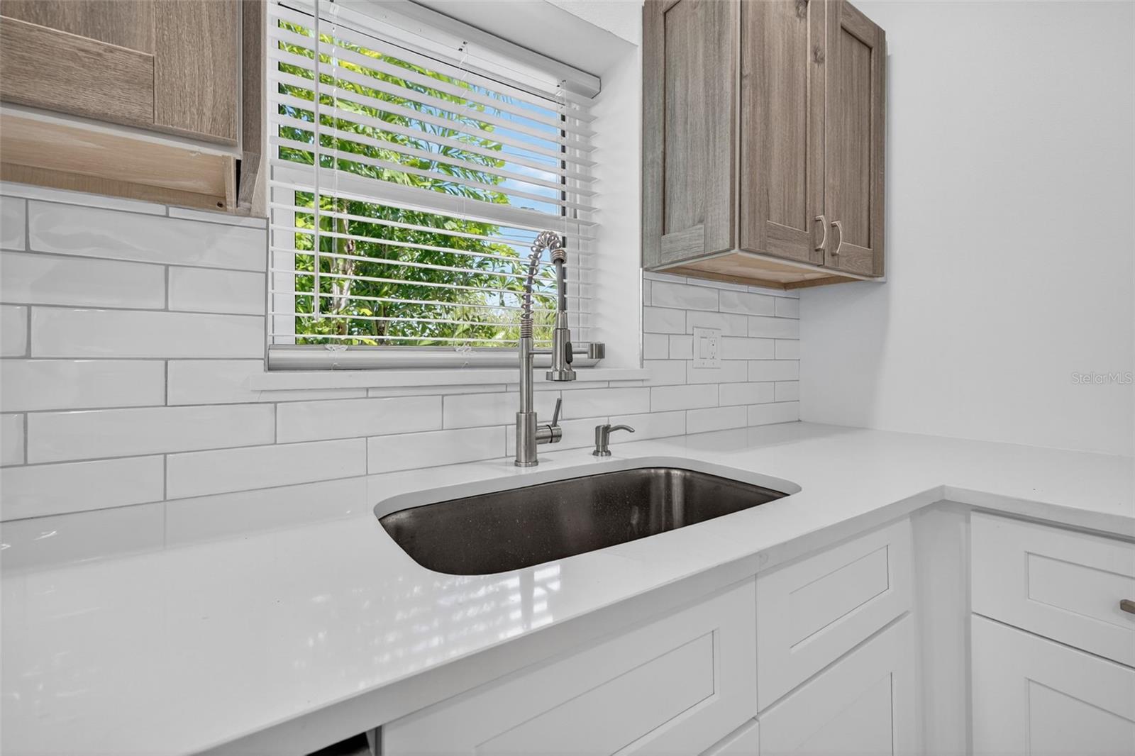 BOCA CEIGA PARK - Residential Lease