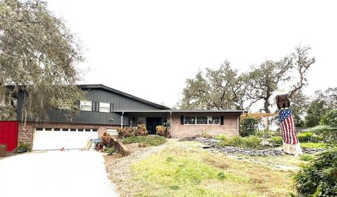 15300 LAKE IOLA ROAD DADE CITY FL 33523