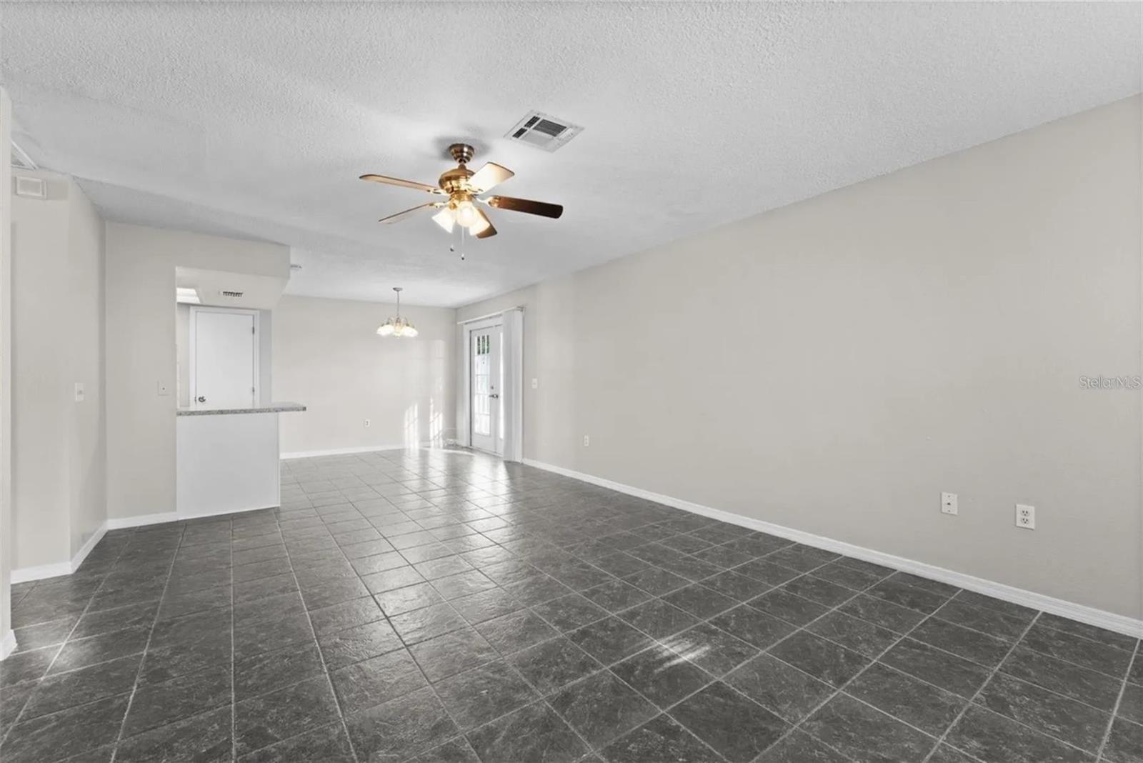 4418-4416 HIGHLAND LANE