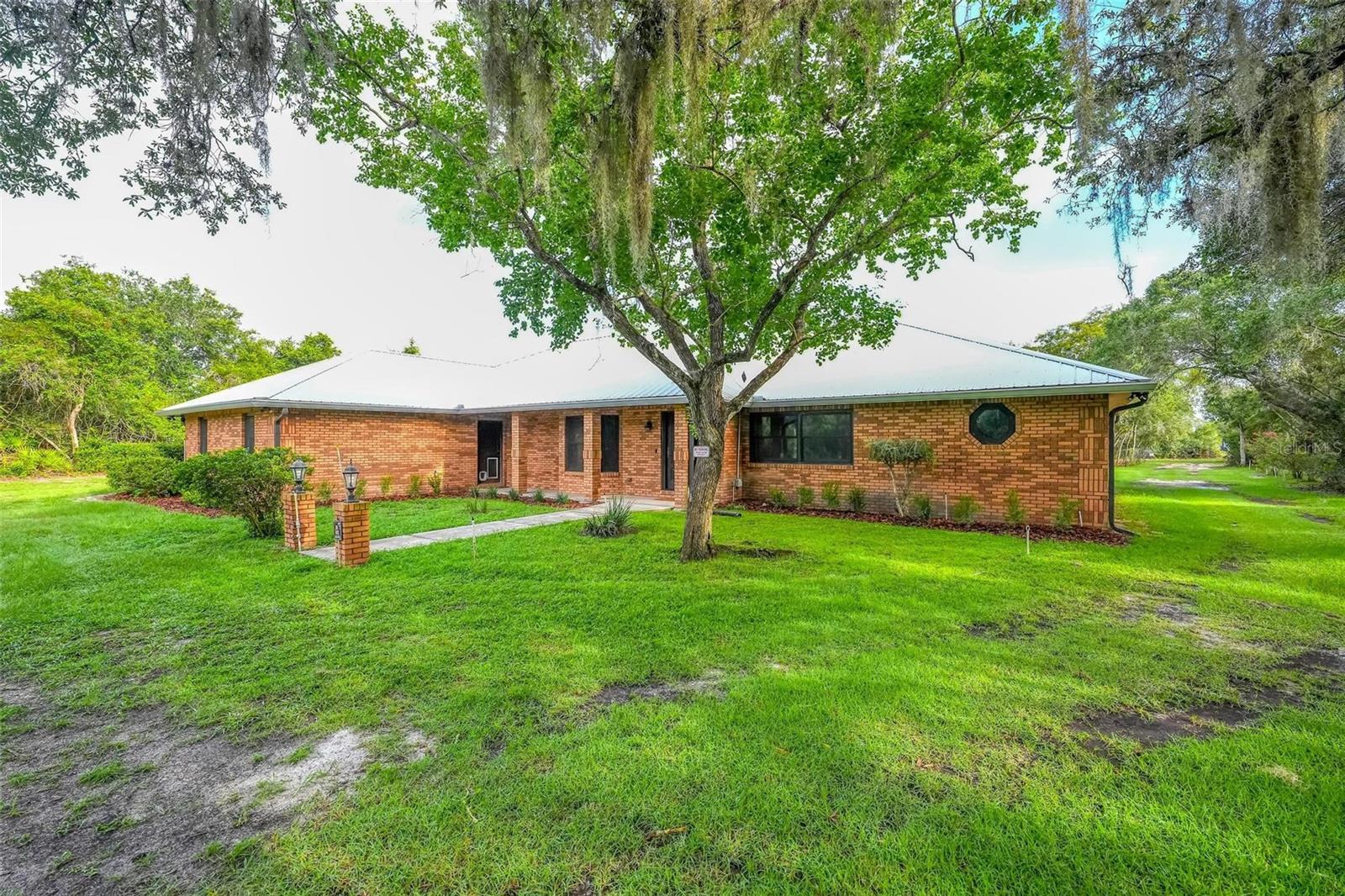 445 POLITE DRIVE