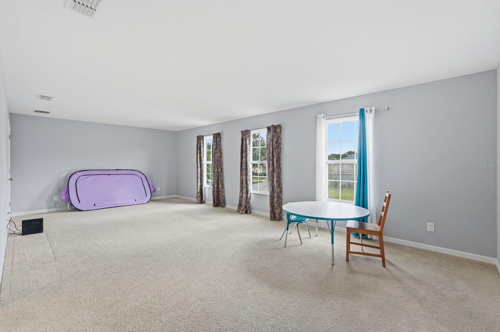 SPRING RIDGE ESTATES - Residential