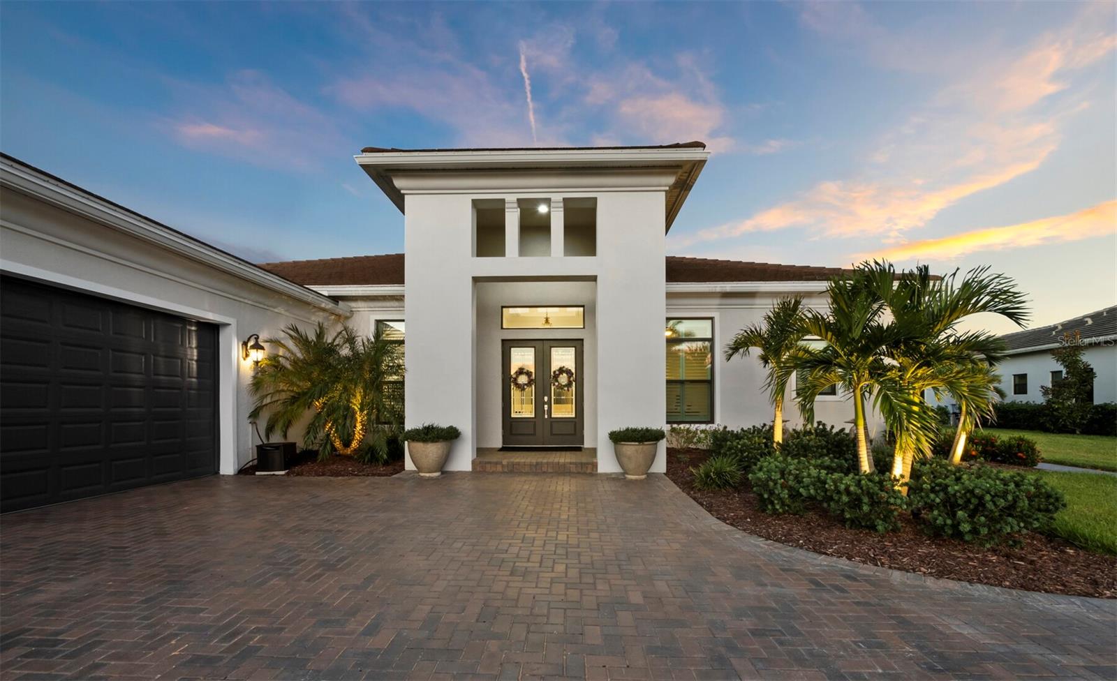 8989 ARTISAN WAY, SARASOTA, FL, 34240 3 8989 ARTISAN WAY