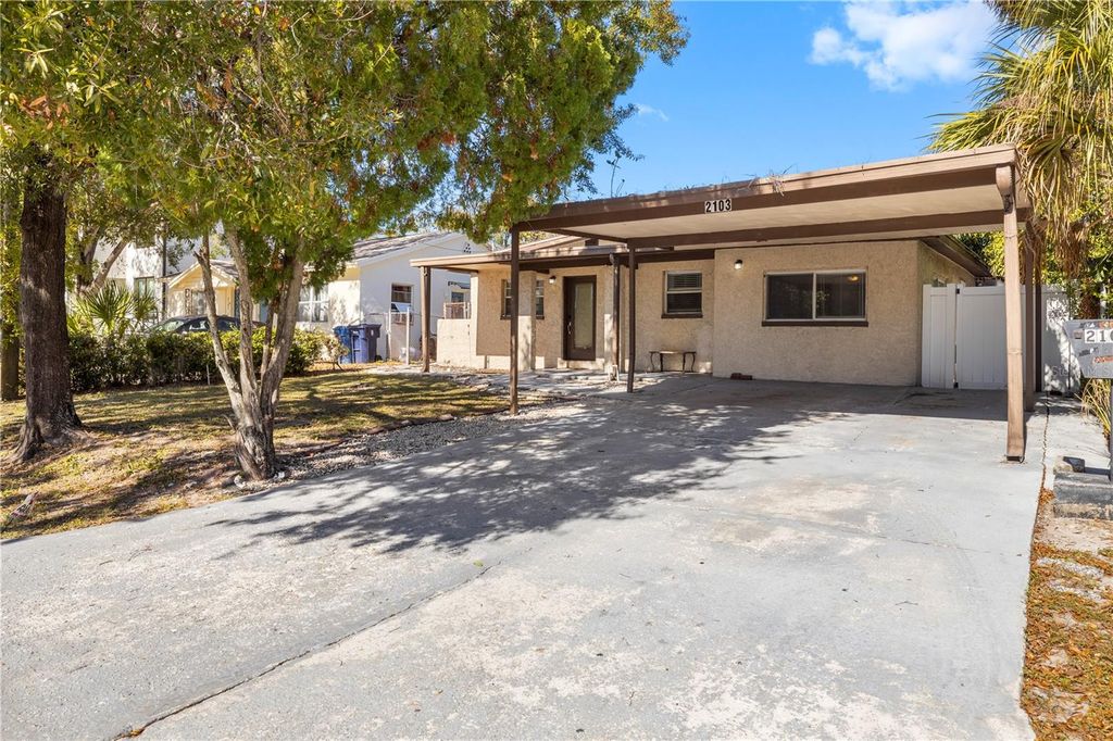 Photo of 2103 W State Street, Tampa, FL 33606 (MLS # TB8466646)