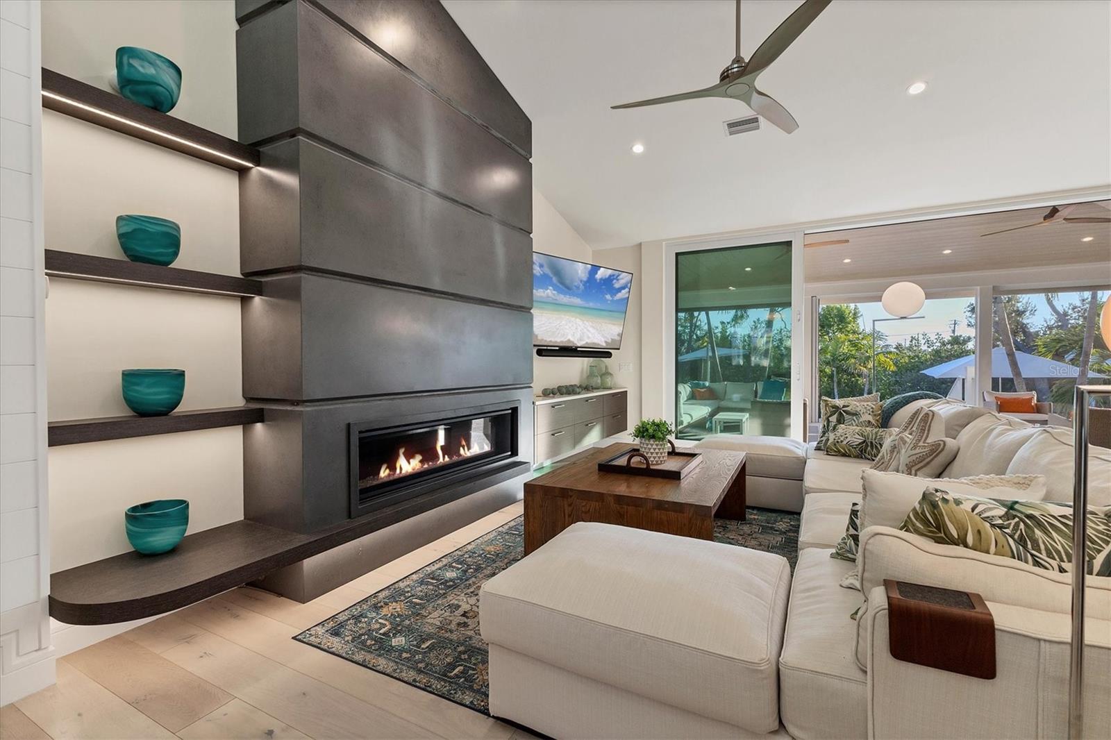 EAGLE POINT CLUB - Residential