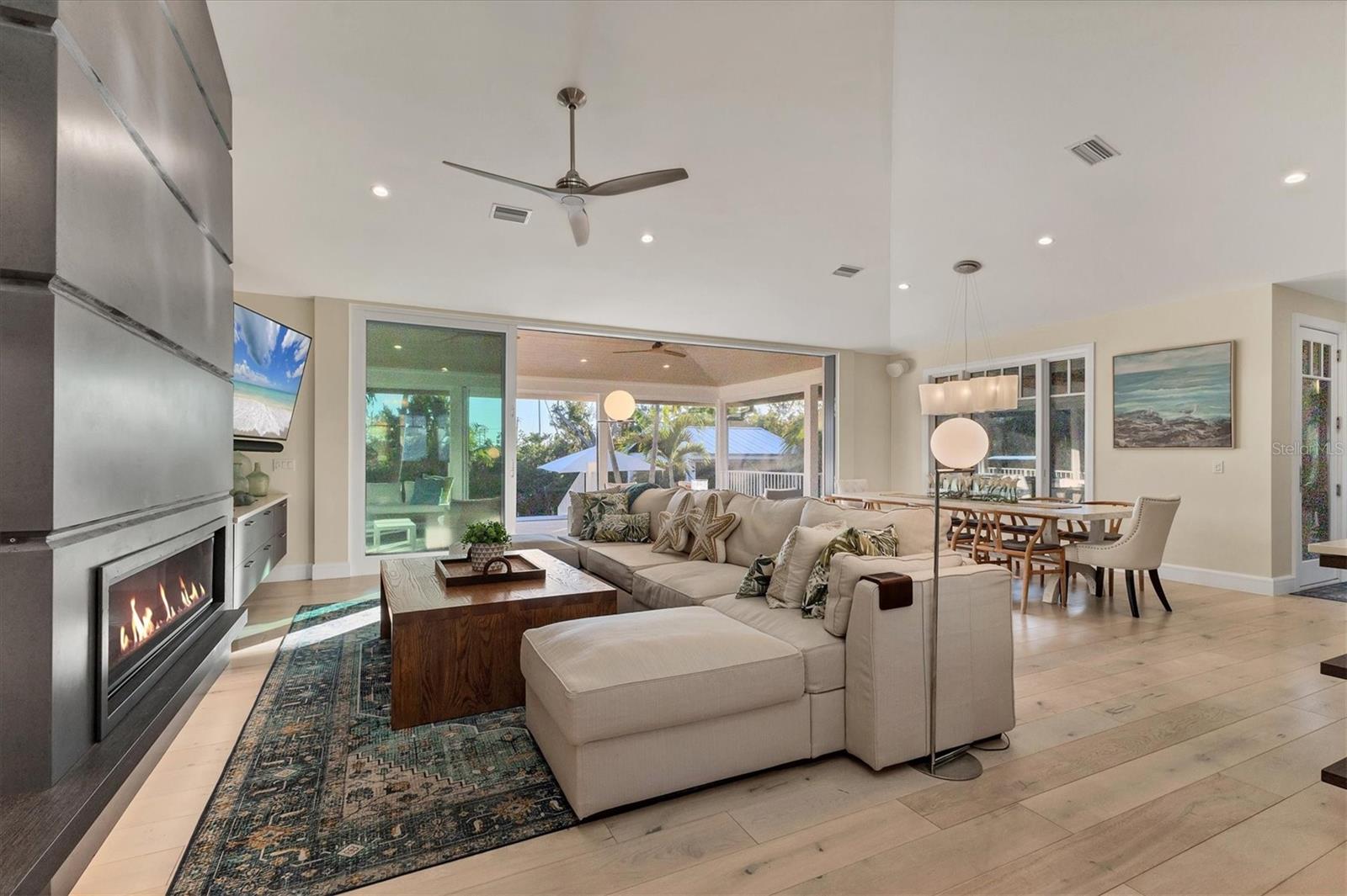 EAGLE POINT CLUB - Residential