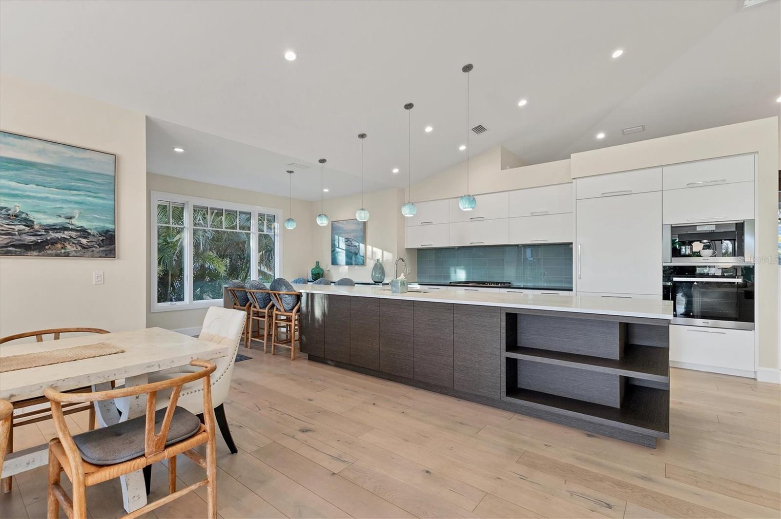 EAGLE POINT CLUB - Residential