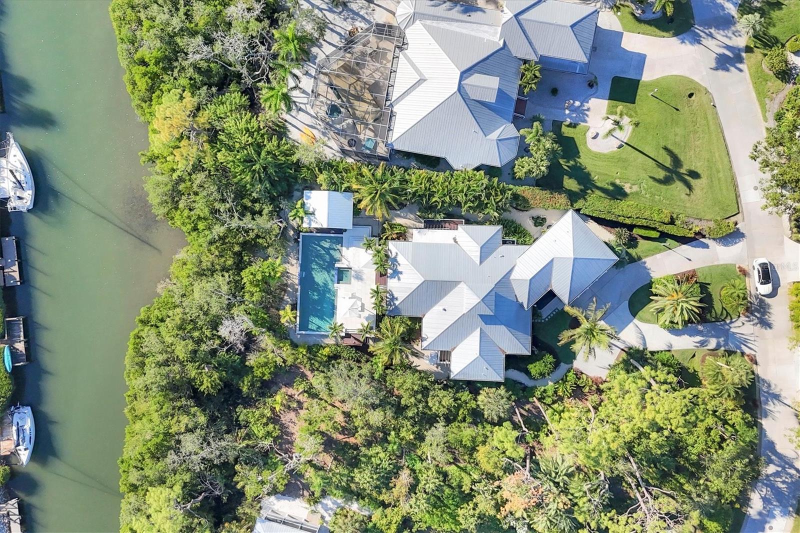 EAGLE POINT CLUB - Residential