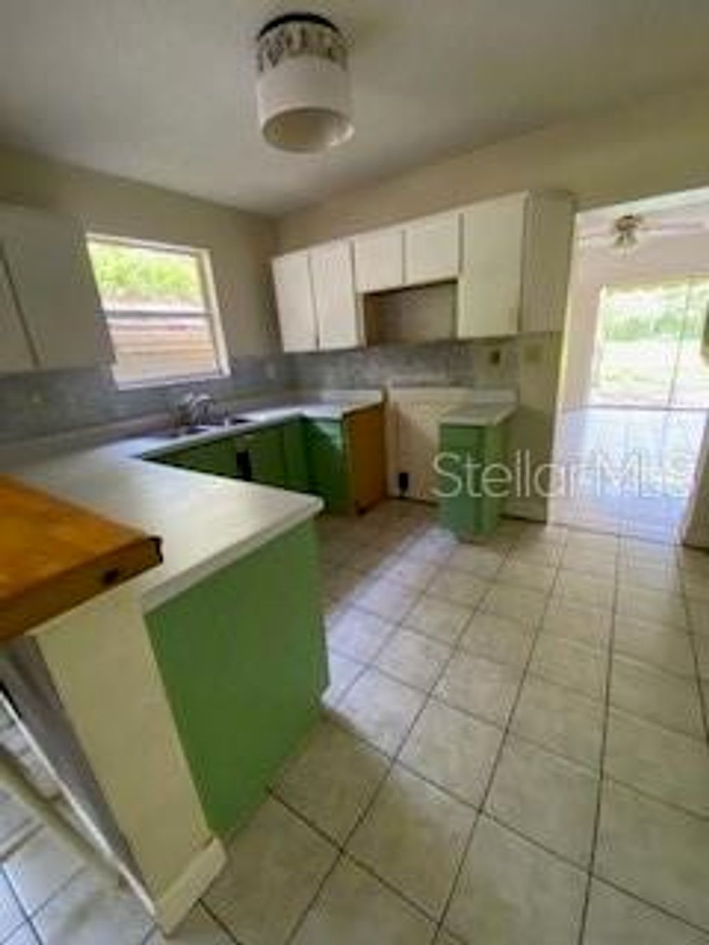 Photo of 839 Terrace Avenue, Daytona Beach, FL 32114 (MLS # O6390468)