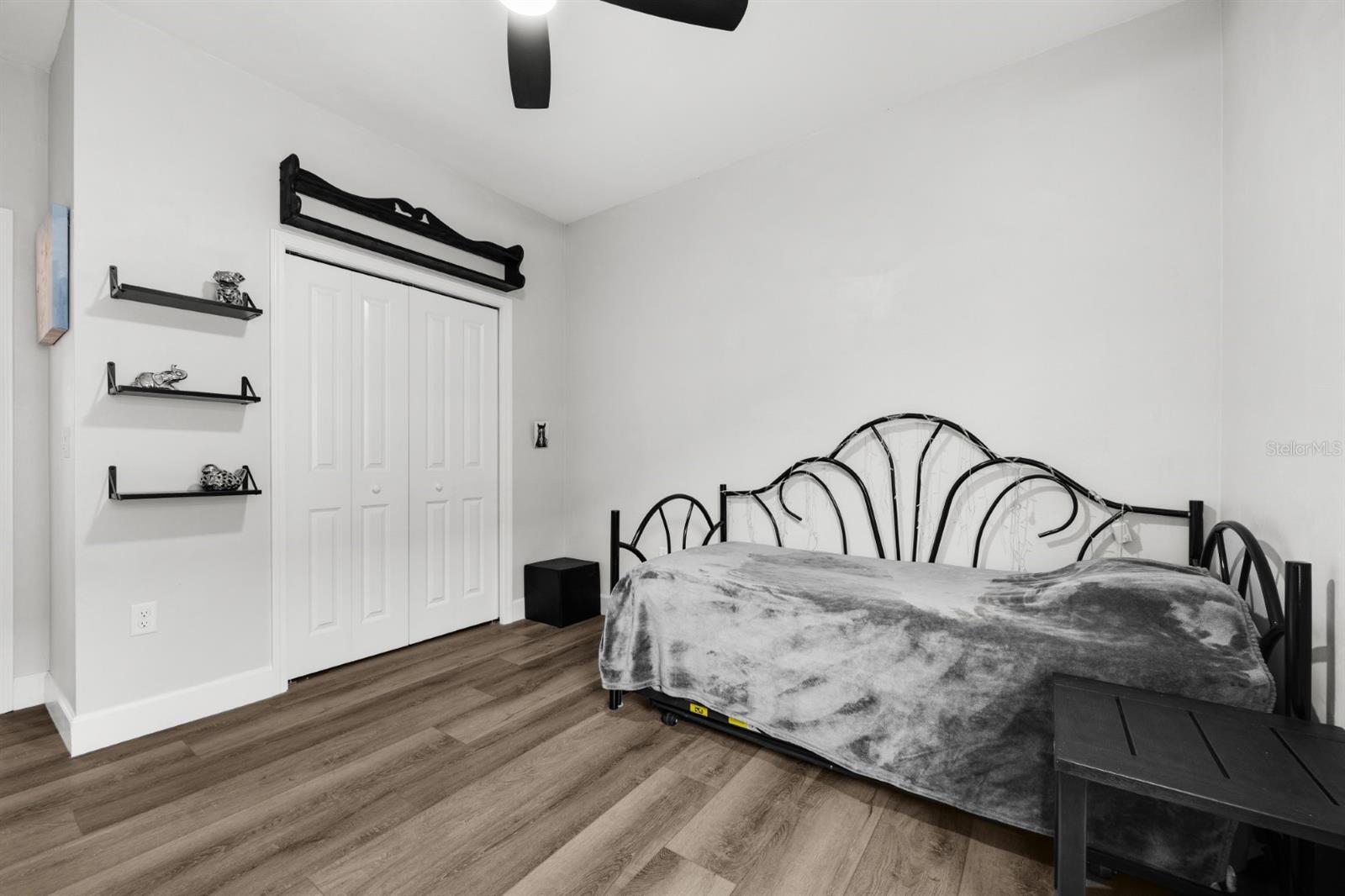 GRAND OAKS AT TOWER PH 2 PB 37 PG 63 - Residential