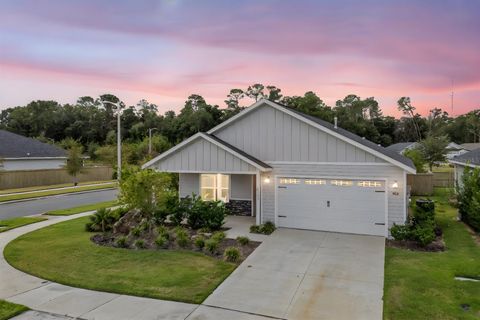 Photo of 6709 SW 15th Place, Gainesville, FL 32607 (MLS # GC535192)